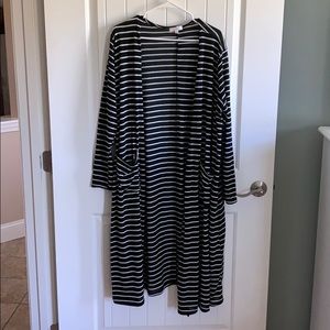 Lularoe Sarah size xl lightweight long cardi GUC